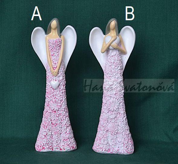 Anděl v kvítečkových šatech se srdcem na hrudi - výška 20cm