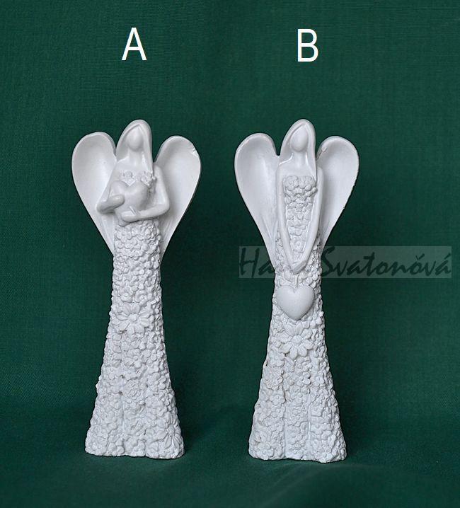 Andělíček v kvítečkových šatech se srdcem na Šňůrce - výška 10cm