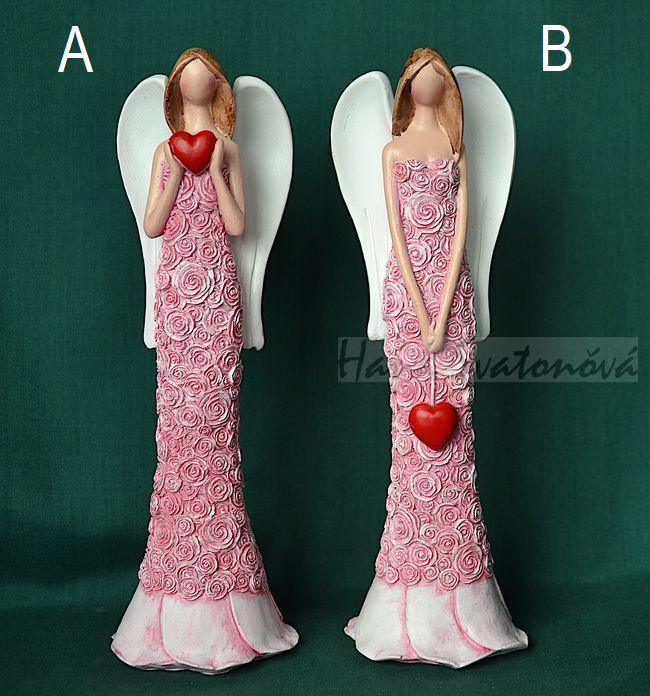 Anděl květ 2 se srdcem na hrudi - výška 19cm