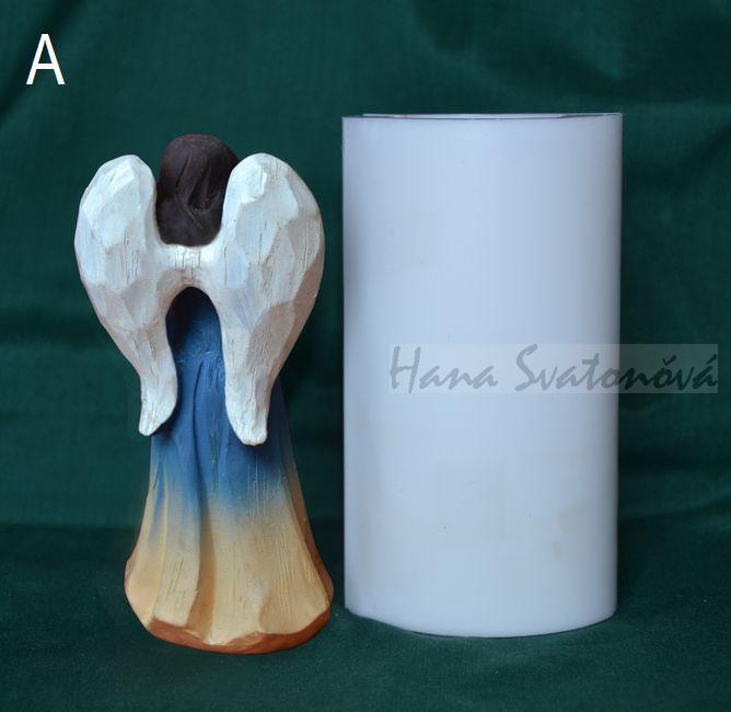 Anděl s bílými křídly ll se srdcem - výška 13cm