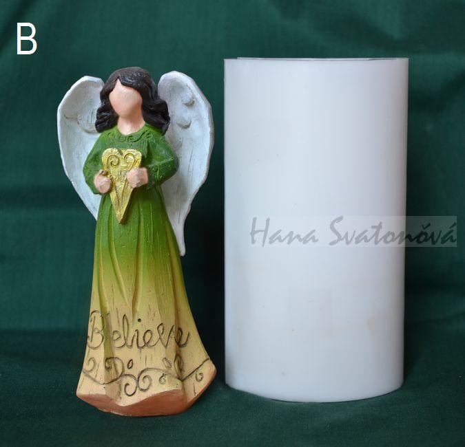 Anděl s bílými křídly ll se srdcem - výška 13cm