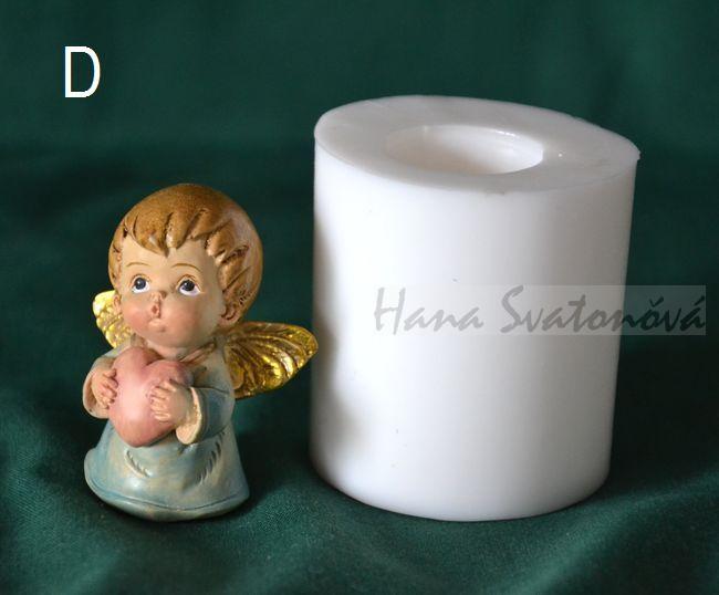 Andělíček buclatý se srdíčkem - výška 4,5cm
